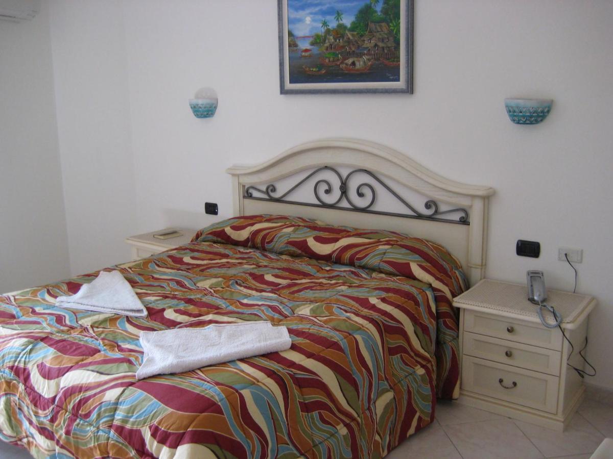 Scano Comfort Inn Santa Teresa Gallura Exterior foto