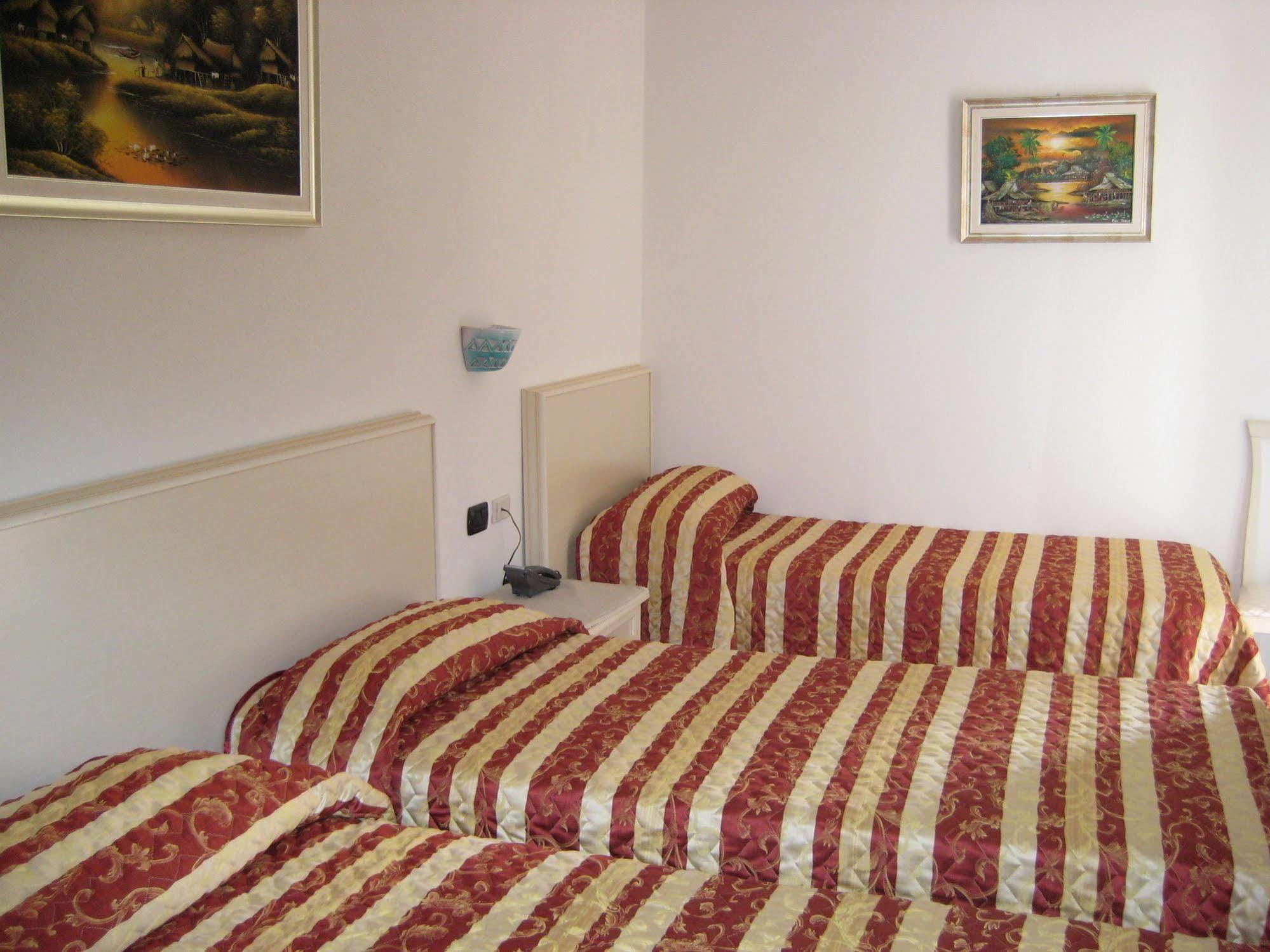 Scano Comfort Inn Santa Teresa Gallura Exterior foto